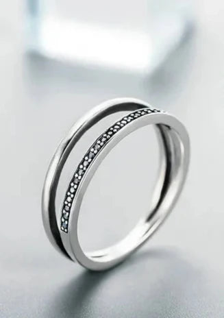 Black Two-row Ring