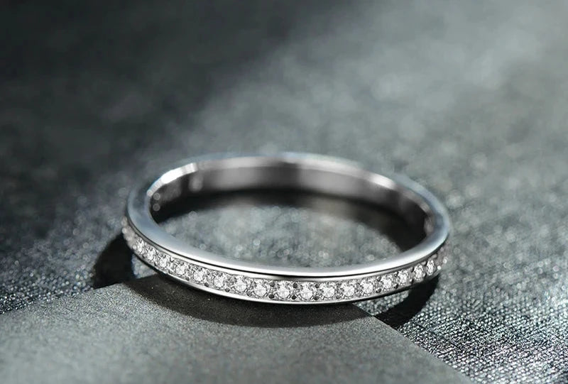 Diana Pavé Ring