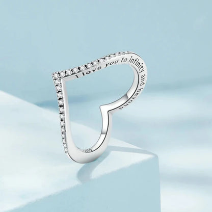 Sparkling Heart Pavé Ring