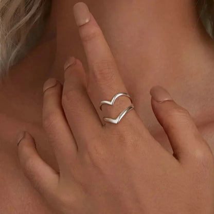 V-Shaped Layered Ring